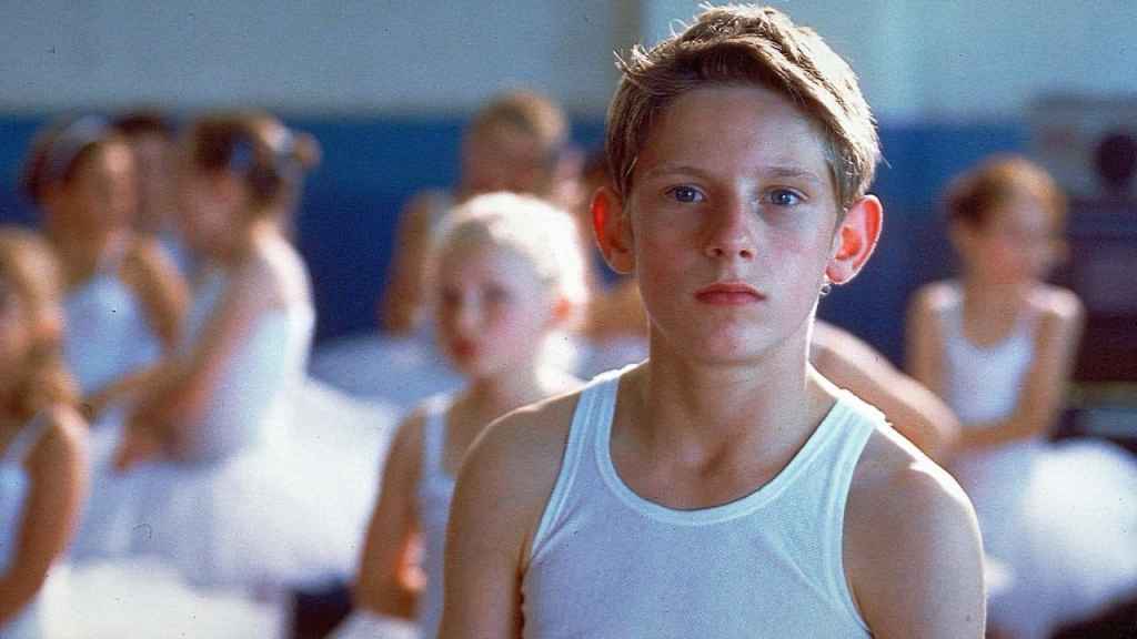 REVIEW: Billy Elliot (2000)